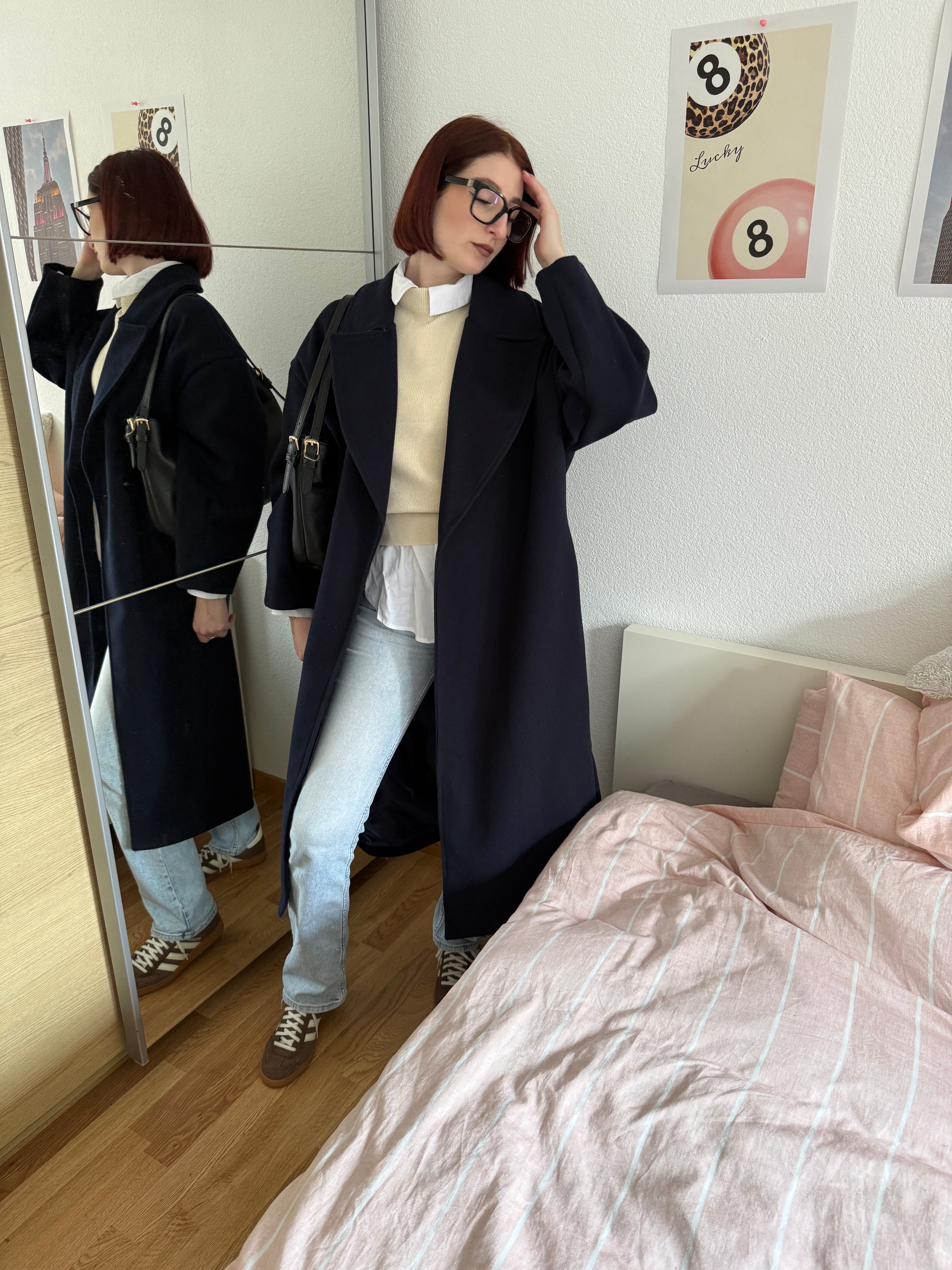 Manteau long à boutons bleu marine