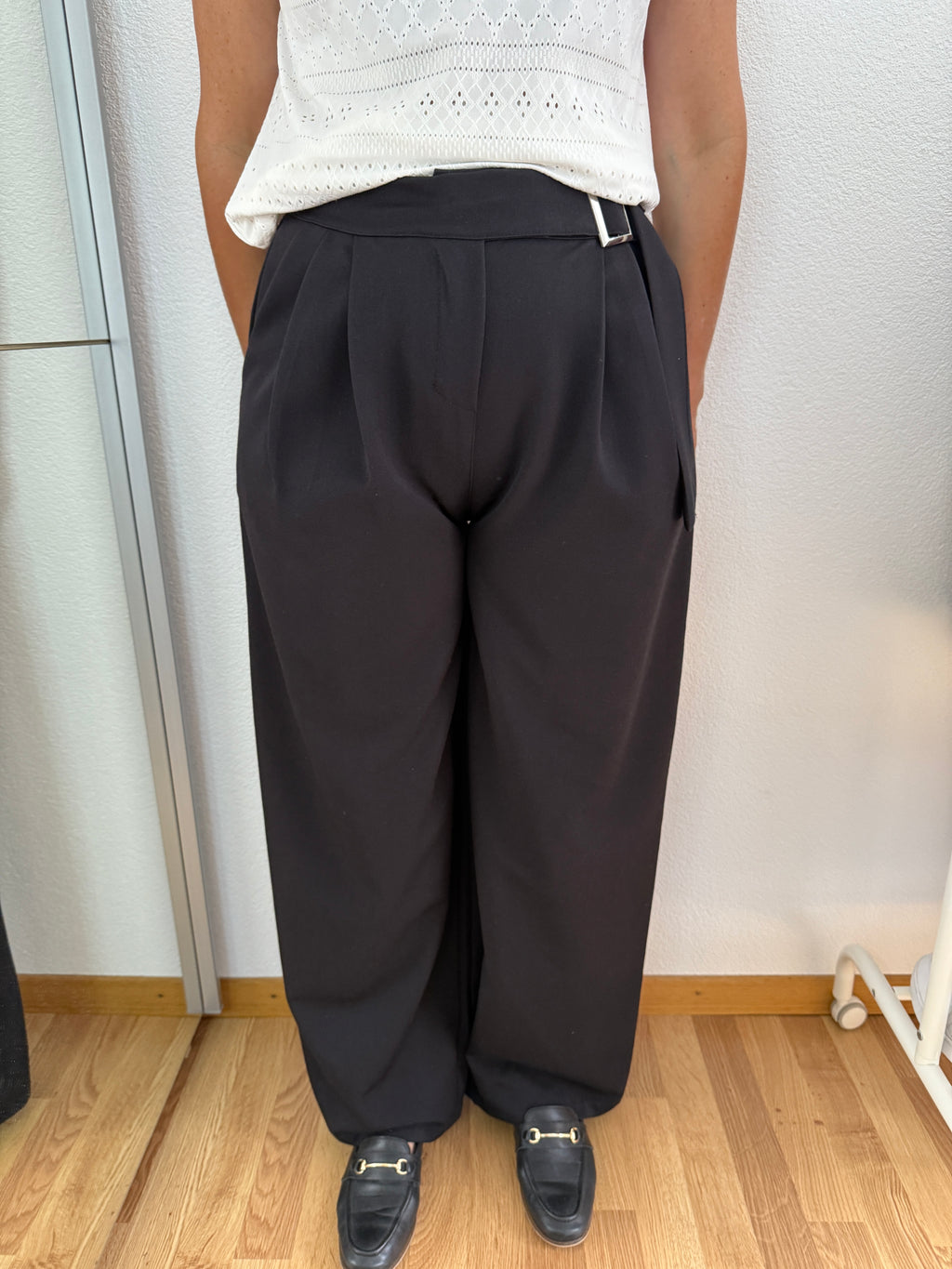 Pantalon oversize avec ceinture