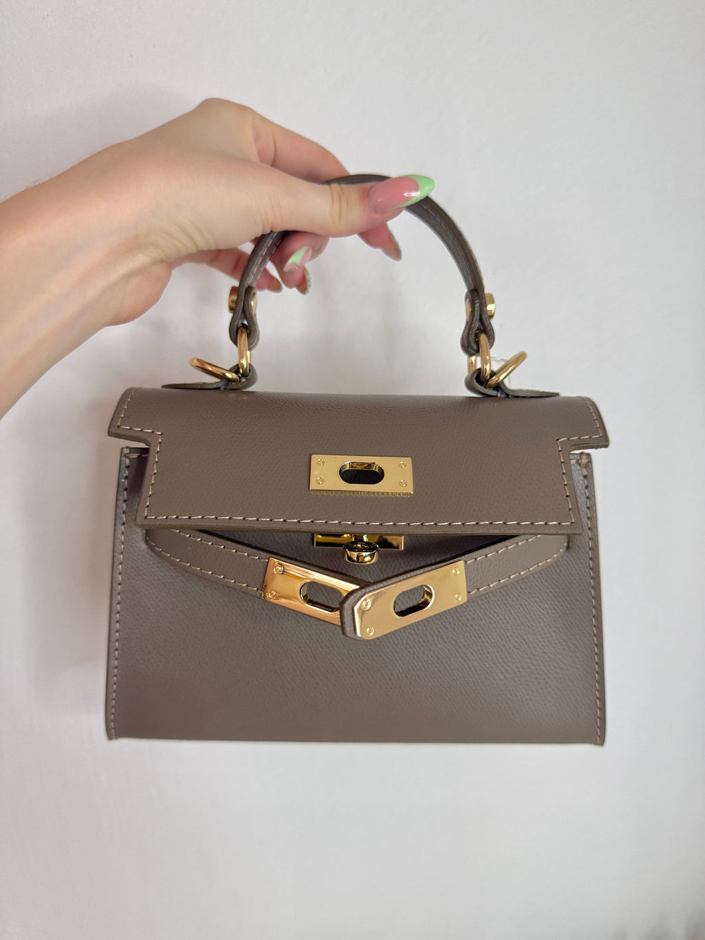 Sac taupe 100% cuir italien