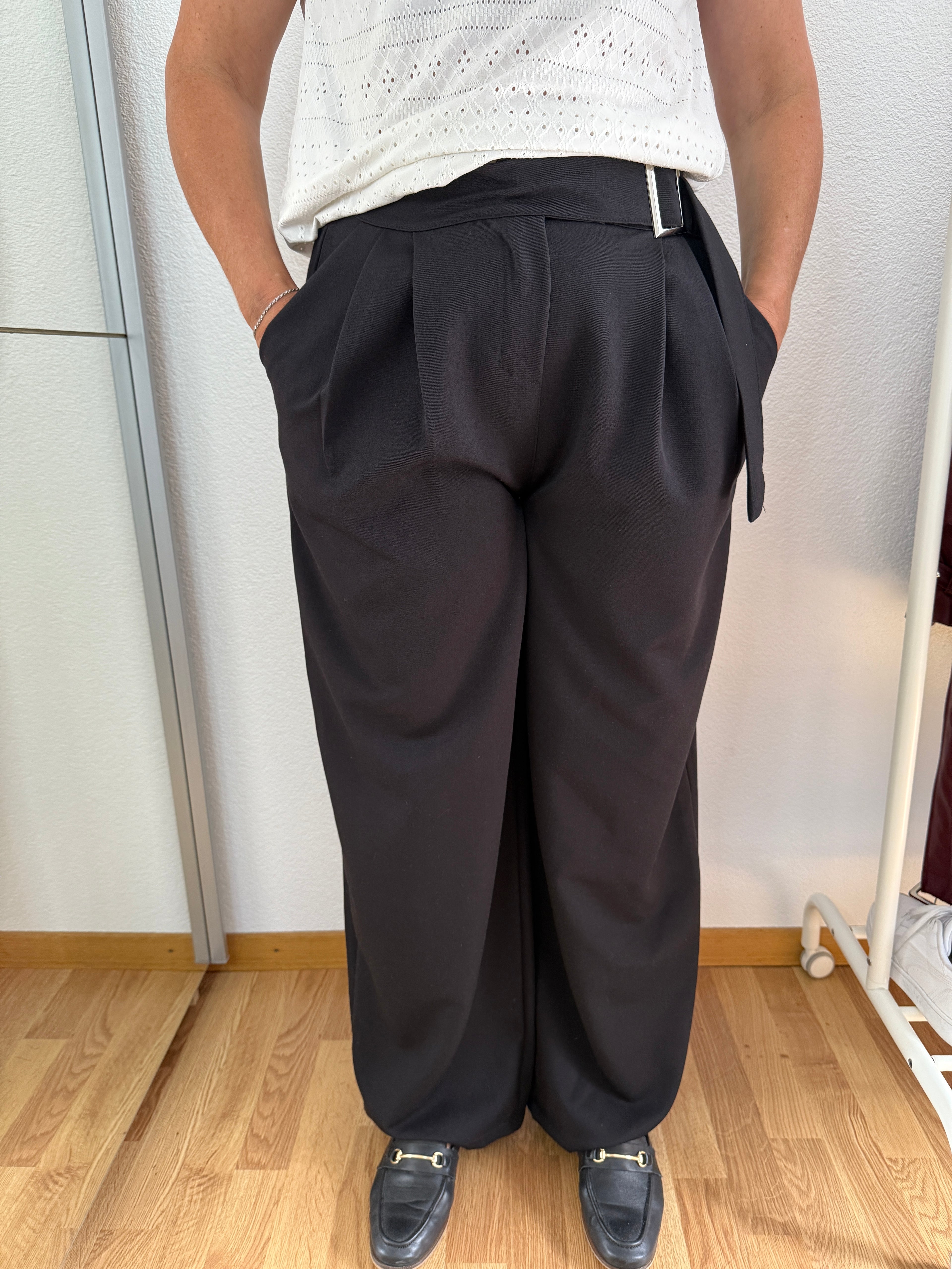 Pantalon oversize avec ceinture