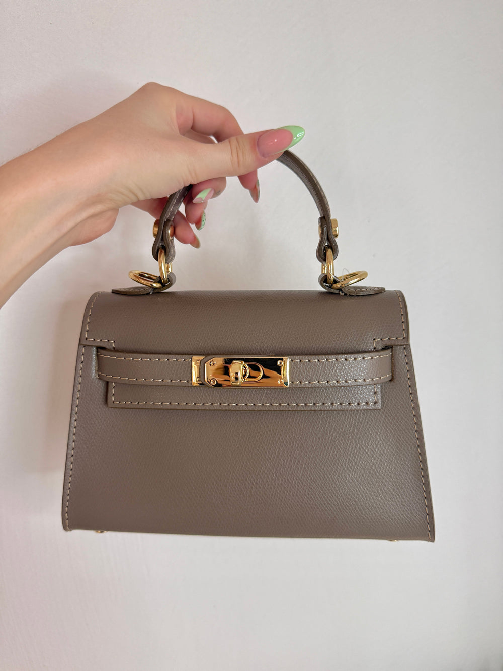 Sac taupe 100% cuir italien