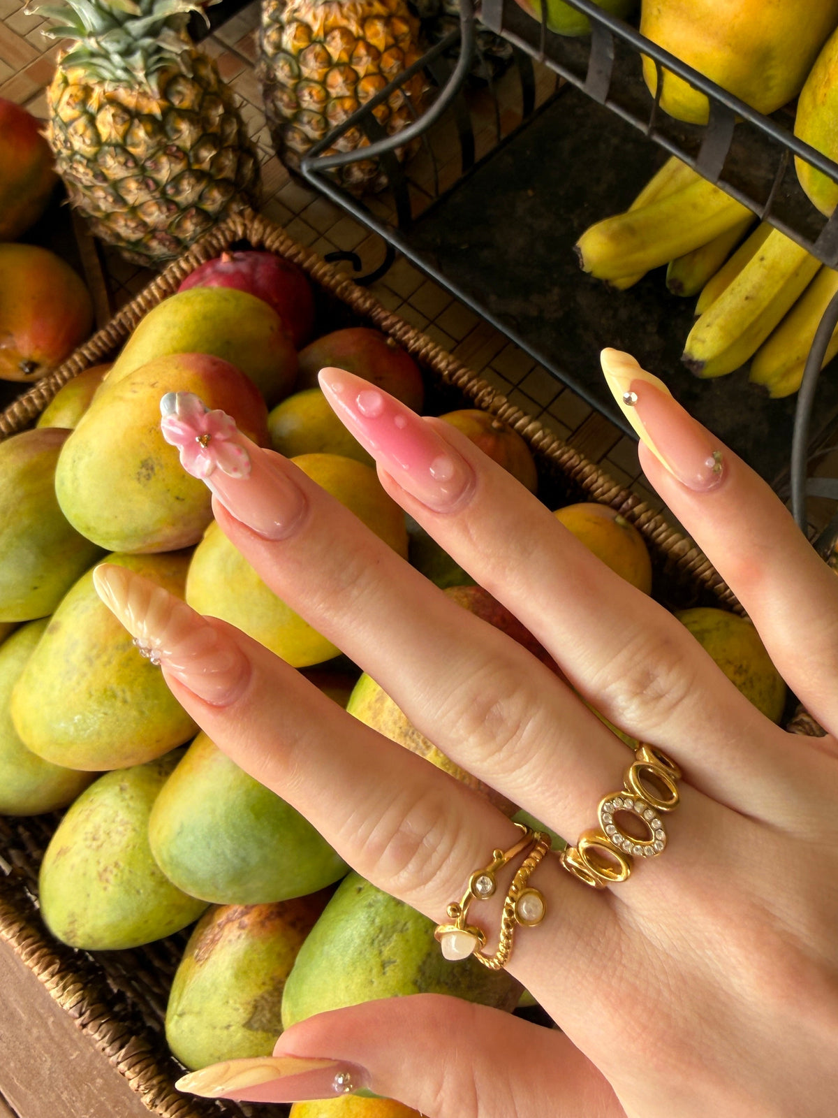 Bague pierres blanches