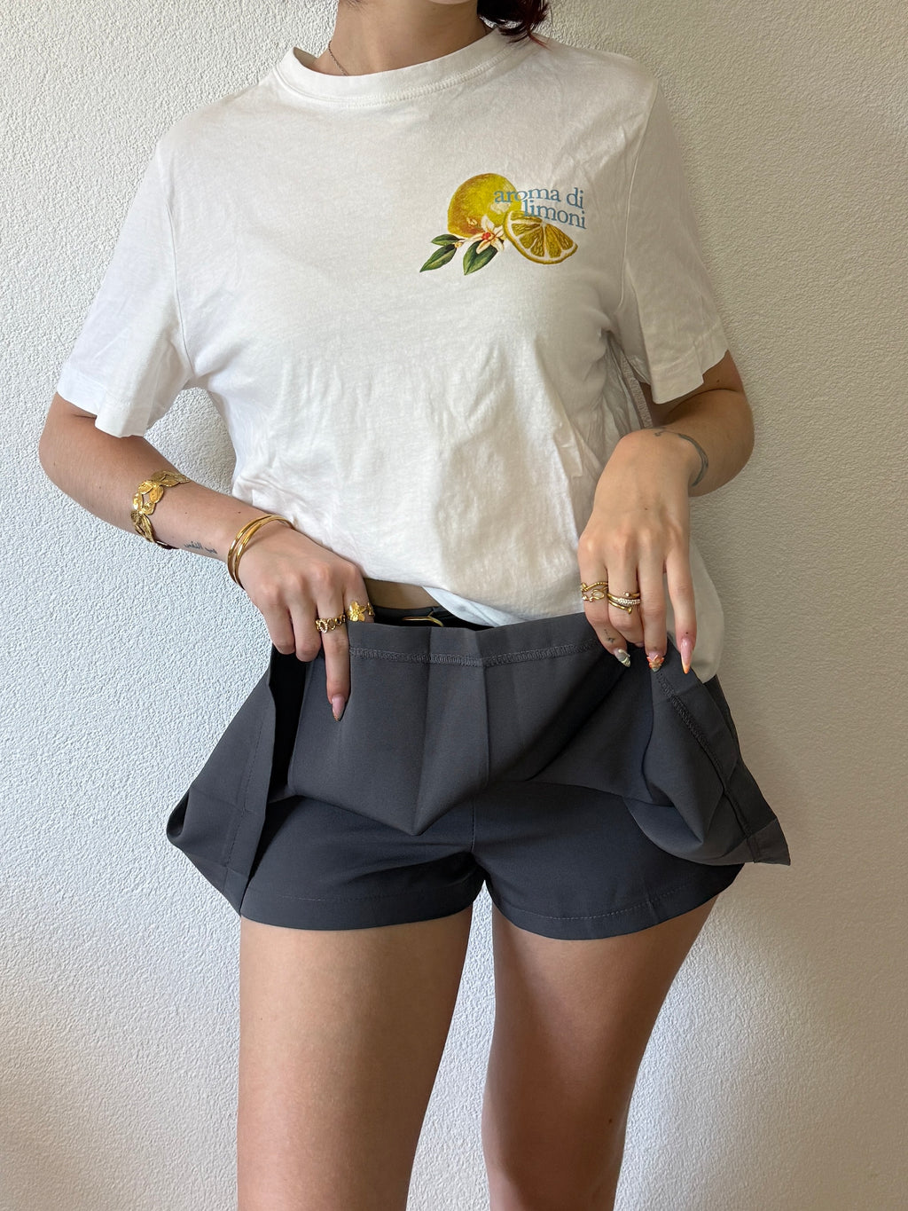 Jupe short plissée grise