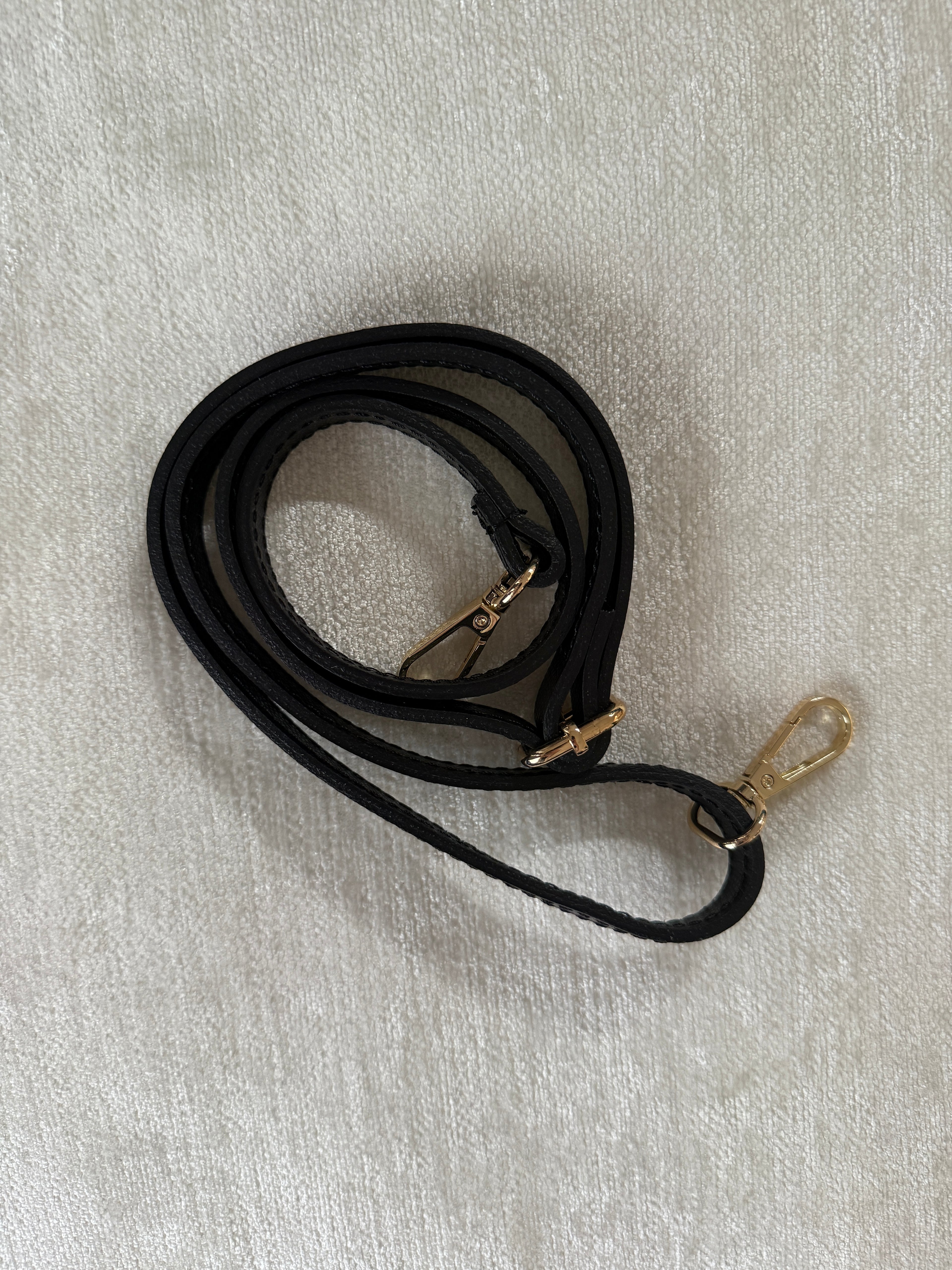 Sac noir 100% cuir italien