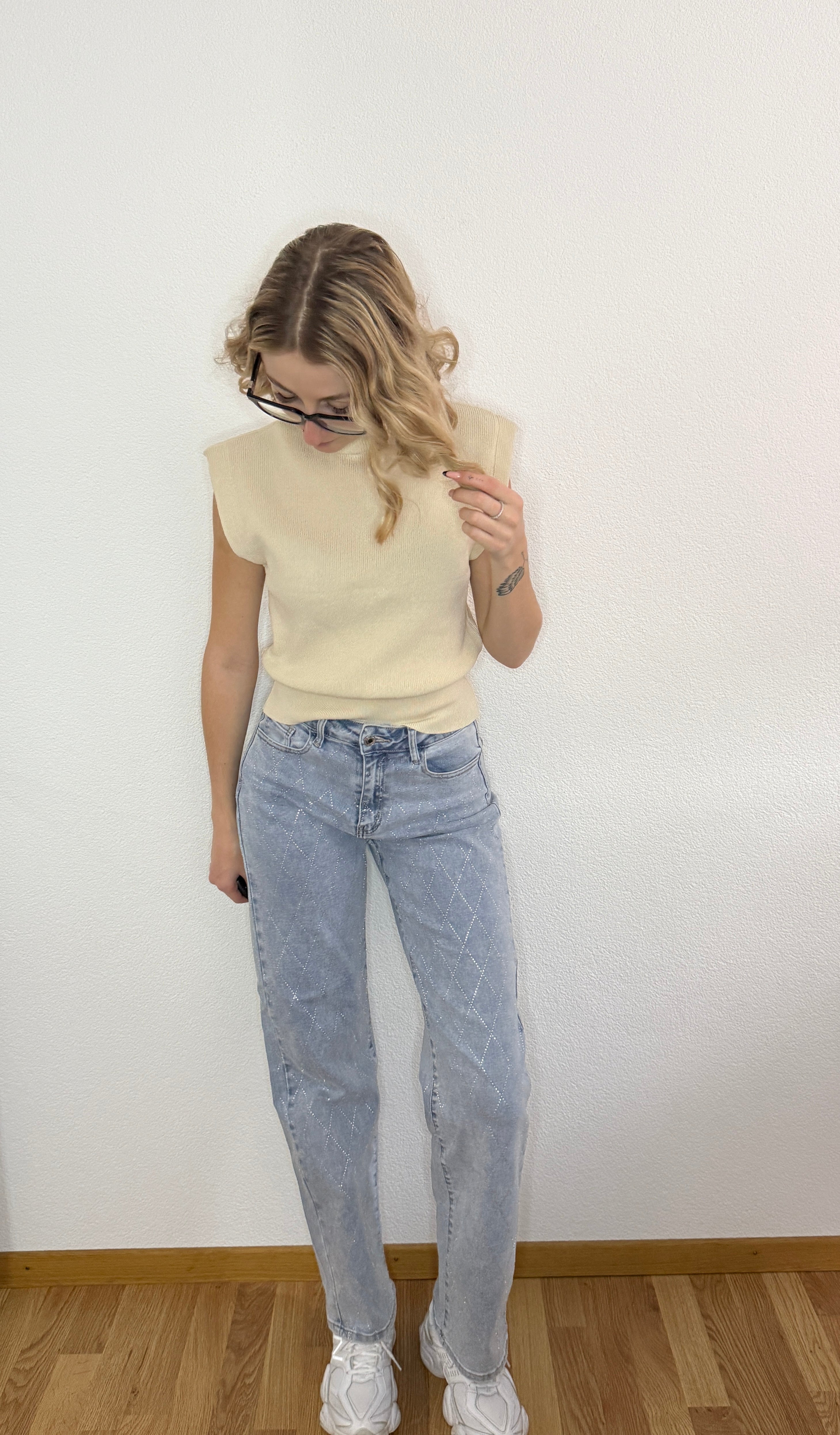 Top sans manches taillé beige